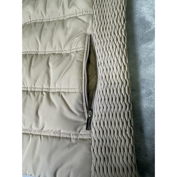 Calvin Klein Vest Womens Large Beige Faux Fur Collar Quilted Puffer Zip Pockets - Picture 3 of 15